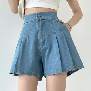 Short en jean bleu clair taille haute avec design plissé, coupe ample, style décontracté d'été - Product Image 3