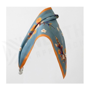 NORTH APPROACH Foulard en soie floral pour femme avec bordure orange, élégant, multifonctionnel, accessoire de mode toutes saisons - Product Image 3