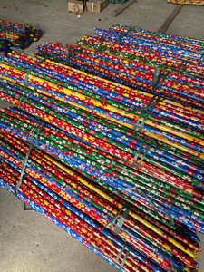 Moderno mango de escoba portátil de madera de eucalipto con rosca italiana y cerdas duras, ecológico - Product Image 6