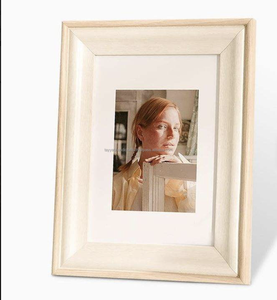 Marcos de Fotos de Madera MDF de Estilo Moderno con Logotipo Personalizado Natural para Decoración de Mesa de Hogar y Bodas con Tamaño y Forma Personalizados - Product Image 3