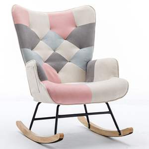 Fauteuil à bascule patchwork confortable de 36,6 pouces avec accoudoirs et pieds en bois massif pour salon - Product Image 1