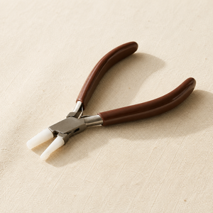 Pince à becs ronds et plats en nylon, ergonomique, non-marquante, pour la mise en forme de bijoux ZetomedPro - Product Image 4