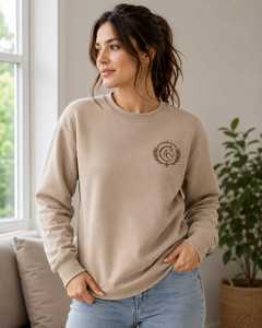 Sweat-shirts brodés personnalisés avec votre texte ou logo, sweat-shirt minimaliste pour anniversaire - Product Image 1