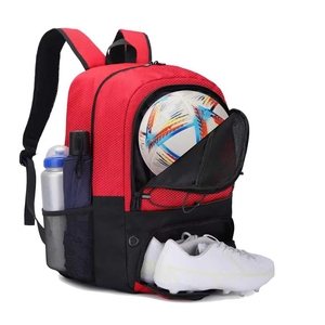 Sac à dos de sport rouge pour le football avec compartiment séparé pour ballon, compartiment pour chaussures à crampons, poches pour bouteille d'eau, haute qualité, personnalisable - Product Image 1