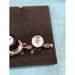 Régulateur de pression APTECH AP5008S 4 MT SC MK + - Équipement et pièces semi-conductrices de renommée mondiale à la confiance de tous - Product Image 3