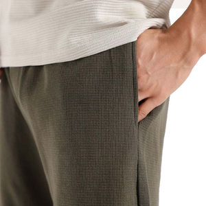 Shorts de sport d'été personnalisés pour hommes, 100 % polyester respirant, écologiques, unisexe, décontractés, fabriqués en usine, prix promotionnel - Product Image 3