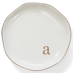 Plato de Cerámica Personalizado con Monograma y Borde Dorado, Bandeja para Joyas, Regalo para Damas de Honor, Regalo de Boda - Product Image 2