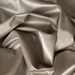 Cuir Aniline Champagne Luxueux et Souple de Qualité Supérieure, Idéal pour les Idées de Décoration Intérieure Élégante et les Accessoires de Design Intérieur - Product Image 4