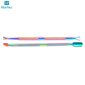 Kit d'entretien des ongles en acier inoxydable durable, de qualité supérieure, sur mesure, haute précision, finition arc-en-ciel, avec repousse-cuticules - Product Image 2