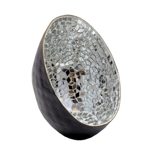 Porte-bougie et porte-bougie en métal avec miroir en mosaïque au design moderne Accessoire décoratif de luxe pour mariage et Noël - Product Image 1