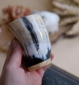 Taza de cuerno de buey 100% de buena calidad para beber té, leche, agua, café, cerveza, estilo vikingo con acabado natural, taza de lujo pulida. - Product Image 4