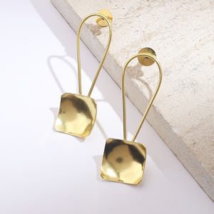 Pendientes colgantes geométricos con forma de llave para mujer |   Pendientes de Fiesta Elegantes con Baño de Aleación de Latón y Cobre - Product Image 2