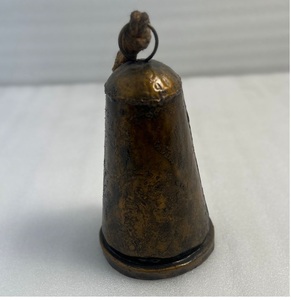 Vintage Iron Cow Bell Hanging <b>Ornament</b> With Jute Rope For Farmhouse Kitchen And Living Room Decor - Product Image 1