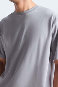 T-shirt d'été pour homme en tissu satiné respirant à col rond en toile - Product Image 2