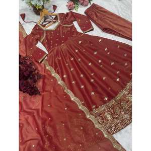 Robe Anarkali et pantalon orange de créateur Thirteen D avec dupatta pour les fêtes et les soirées - Product Image 5