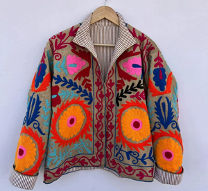 เสื้อแจ็คเก็ตบอมเบอร์ปักลายดอกไม้แบบทอผ้าควิลท์ คอตั้ง ซูซานี เปิดด้านหน้า สำหรับฤดูใบไม้ร่วงและฤดูหนาว |   ของขวัญสุดชิคสำหรับเธอ - Product Image 1