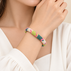 Bracelets en perles de verre japonais tissés à la main et personnalisables Ahana, bracelets en crochet perlés pour femmes et unisexe, parfaits pour les fêtes - Product Image 2