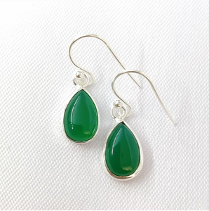 High Quality <b>Green</b> Onyx Waterdrop Shape Trendy <b>Earrings</b> for Wedding Party Gift & Daily Wear Jewelry Wholesale Supply - Product Image 3