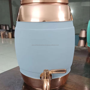 เหยือกน้ำอายุรเวท5ลิตรทำด้วยมือเหยือกน้ำทองแดงบริสุทธิ์ matka พร้อมฝาและหลอดสำหรับใช้ในบ้านและโรงแรมโดยตรงจากอินเดีย - Product Image 1