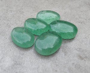 Cuarzo Verde Fresa Natural con Cambio de Color, Cabujón Ovalado Calibrado, Gema Suelta para Fabricación de Joyas y Suministros de Artesanía - Product Image 3