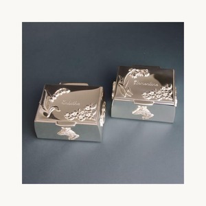 Cajas de metal hechas a mano para frutos secos, elegantes y personalizadas, juego de 2 organizadores de almacenamiento para nueces, dátiles, chocolates y bocadillos. - Product Image 1