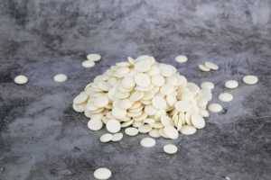 Factory OEM/ODM Wholesale High Quality Bulk White Compound <b>Chocolate</b> Solid Button Cocoa Bakery Biscuits Cookie HALAL Hot Selling - Product Image 2