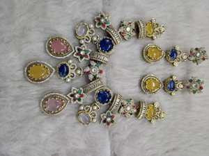 Ensemble de colliers inspiré de Sabya de qualité supérieure, allure luxueuse, convient à toutes les tenues, parfait pour toutes les occasions - Product Image 4