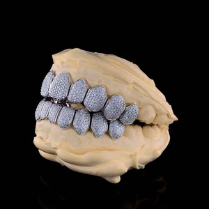 Juego de Grillz de Lujo con Incrustaciones de Diamantes Moissanita, Cubre Dientes Completos, Joyería Bucal Estilo Hip Hop, Regalo de Estilo Impresionante - Product Image 6