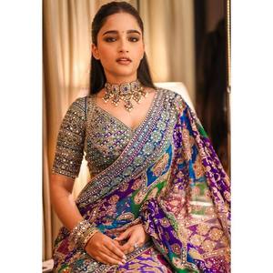 Blouse de mariage en mousseline douce avec magnifique imprimé floral, broderie Zari Aari dorée et travail de miroir véritable, longueur cheville, pour femme, tenue de soirée - Product Image 1