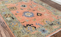 Tapis Premium Peach Oushak noué à la main en laine/soie, bordure vert sauge, motif floral traditionnel, adapté aux animaux domestiques, antidérapant, à poils ras 1