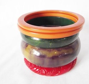 H a CRAFT Brazaletes Clásicos de Resina Epoxi para Mujer, Pulsera de Resina Transparente de Colores, Diseño Floral Tallado para Fiestas, Patrón de Amantes - Product Image 1