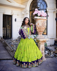 Robe longue en mousseline de soie ethnique afghane Kuchi, couleurs et tailles personnalisées, broderie miroir, pour événements festifs, magnifique robe afghane Kuchi - Product Image 5