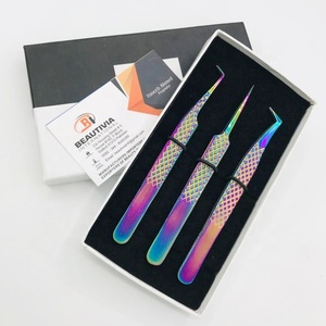 Pinzas de extensión de pestañas de acero inoxidable sostenible de marca personalizada titanio Chapado en plasma arcoíris para herramientas de pestañas de volumen - Product Image 3