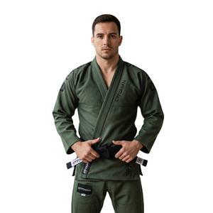 Kimono de Artes Marciales para Hombre, Color Verde Oliva, de Alta Calidad, Ligero, Duradero, Mezcla de Algodón, Transpirable, de Secado Rápido, con Logotipo Personalizado - Product Image 1