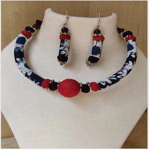 Collar de Mujer en Tela de Algodón con Diseño Clásico de Corazones, Joyería de Moda con Perlas, Nueva Tendencia - Product Image 3