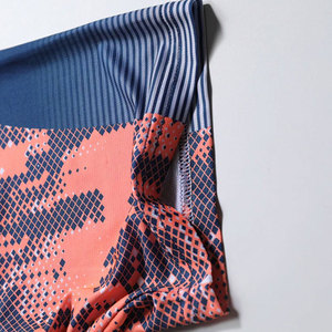 ชุดแบดมินตันแห้งเร็ว ระบายอากาศได้ดี ผลิตจากโพลีเอสเตอร์ 100% ปรับแต่งได้ตามต้องการ บริการ OEM ระดับมืออาชีพ ราคาขายส่งจากโรงงาน - Product Image 2