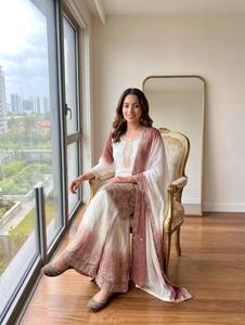 Elegant White Silk Salwar Kameez With Blue Dupatta Embroidered Ankle-Length Women's <b>Wedding</b> Wear India Pakistan Regular Fit - Product Image 5