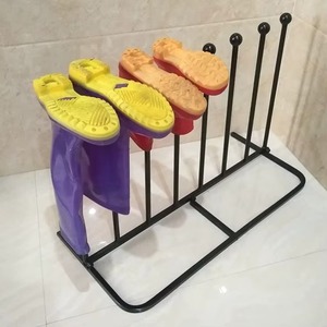 Porte-chaussures en métal offrant une durabilité exceptionnelle, garantissant une utilisation à long terme sans se plier, se fissurer ou perdre sa forme. - Product Image 1