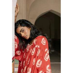 Vestido Mini Ria Sólido Natural, Hecho a Mano de Forma Ética, 100% Algodón Puro, Silueta Suave y Fluida, Ropa Sostenible para Mujer - Product Image 3