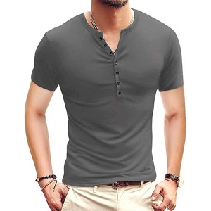 เสื้อยืดคอกวีแขนสั้นสีพื้นสำหรับผู้ชาย ทรงปกติ สไตล์ลำลอง ผ้าถัก - Product Image 5