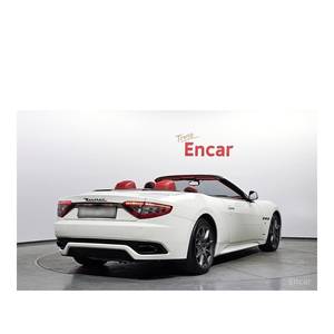 Maserati GranCabrio 4.7 Sport avril 2016 53 767 km Norme d'émission Euro V Boîte de vitesses automatique Volant à gauche Sièges en cuir Arrière - Product Image 2