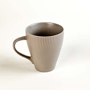 แก้วกาแฟเซรามิกเคลือบสีเทาขี้เถ้าลายดอกไม้สไตล์ INS  แบบใหม่  สามารถปรับแต่งได้ (ชุด 4 ใบ) - Product Image 1