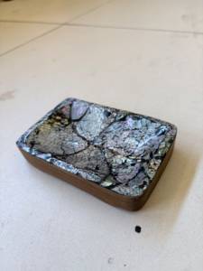 Meilleures ventes en Indonésie, porte-savon rectangulaire écologique antidérapant avec incrustation de coquillages, motif mosaïque noir, blanc et gris - Product Image 2
