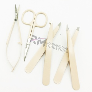 Pinzas para cejas de acero inoxidable con punta inclinada, ligeras, de la marca RMI, producto de primera categoría, con punta plateada y recubrimiento en polvo color nude, juego de pinzas para cejas. - Product Image 6