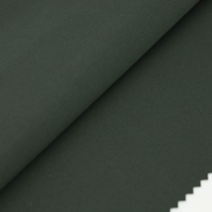 Tissu tissé sergé 100% polyester 2/2 de haute qualité avec stratification en PTFE résistant à l'eau et respirant pour les vestes d'extérieur - Product Image 1