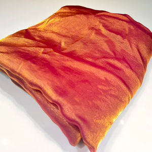 Tela Satén Tejida de Poliéster/Nailon, Superficie Brillante, Acabado Suave, Peso Medio, Tela Estándar para Bodas/Ocasiones Especiales - Product Image 1