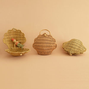 New design rattan seashell kid purses top quality <b>wicker</b> children shell shape purse handmade baskets for toddlers - Product Image 4