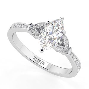 Bague de fiançailles unique en or rose pour femme avec diamant de laboratoire taille marquise et accents décoratifs - Product Image 1