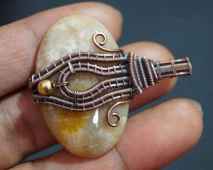 Pendentif artisanal en jaspe jaune, fil de cuivre antique, pierre précieuse naturelle, bijoux artisanaux - Product Image 2