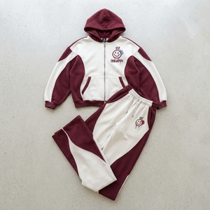 Conjunto Deportivo de Dos Piezas para Mujer, Sudadera con Capucha y Cremallera Color Crema Borgoña, Pantalones Jogger, Ropa Deportiva Informal - Product Image 6